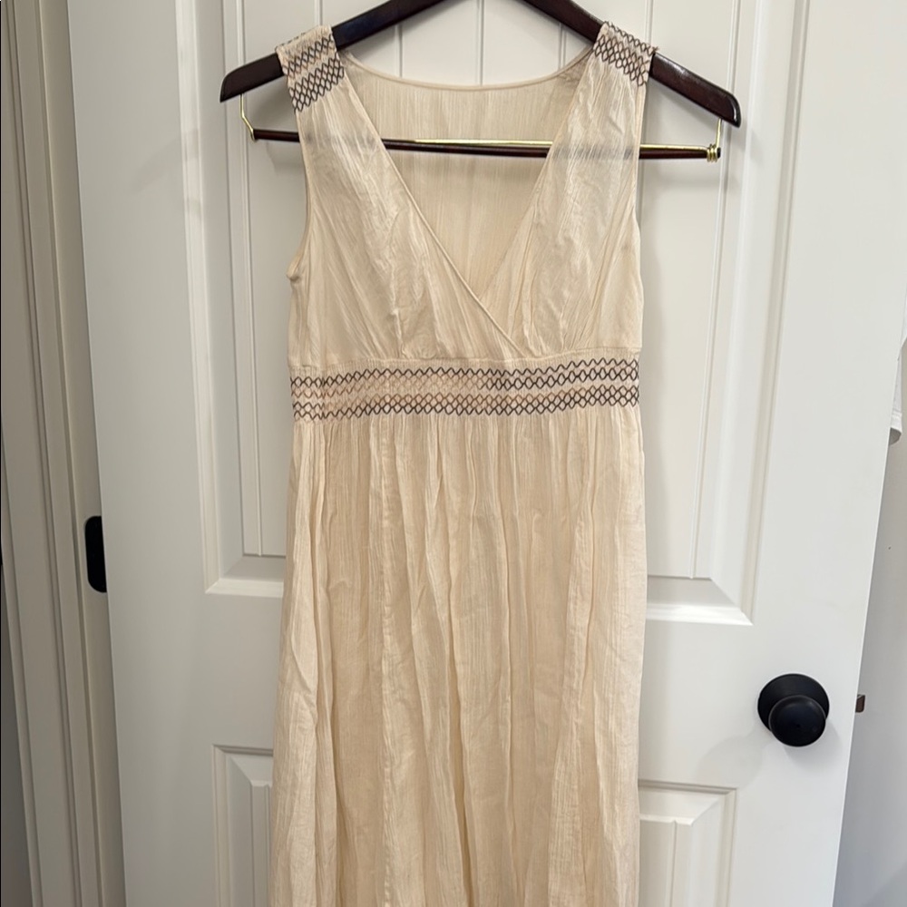 Elegant Cream Midi Dress